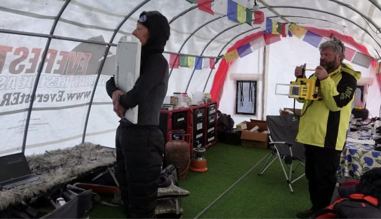 エベレストで耐久性実験